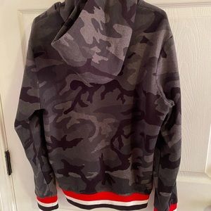 Mens Polo Ralph Lauren pullover hoodie size medium  black/grey camo